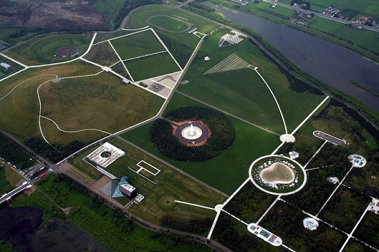 上空から見たモエレ沼公園